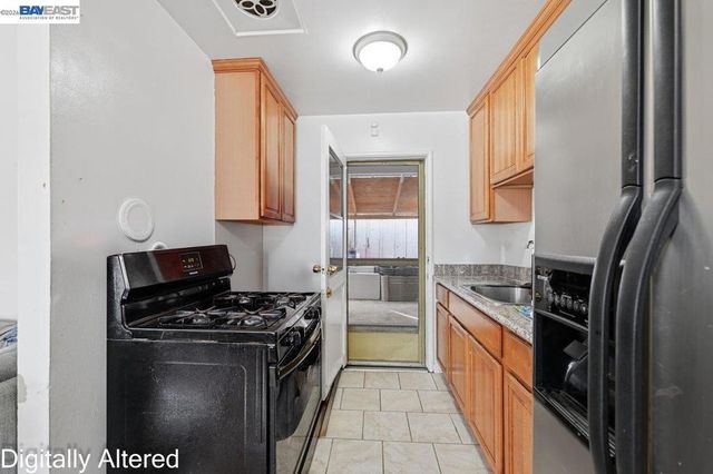 1617 Pacific Ave, San Leandro, CA 94577