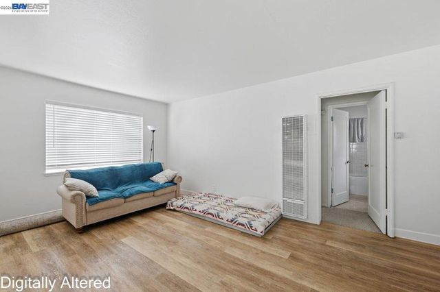 1617 Pacific Ave, San Leandro, CA 94577