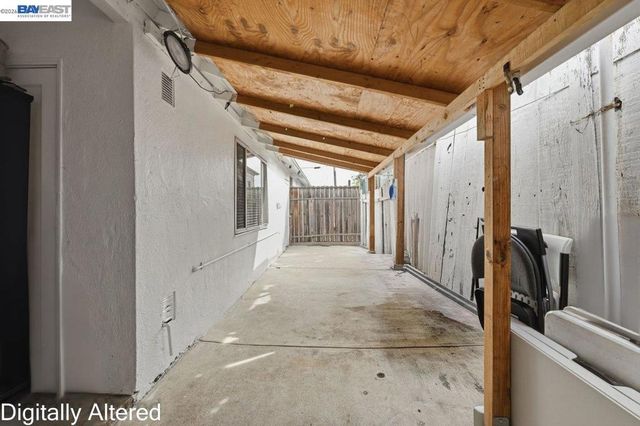 1617 Pacific Ave, San Leandro, CA 94577