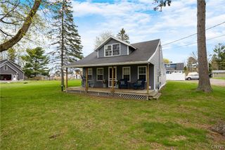 8900 Michigan Ave, Cicero, NY 13039
