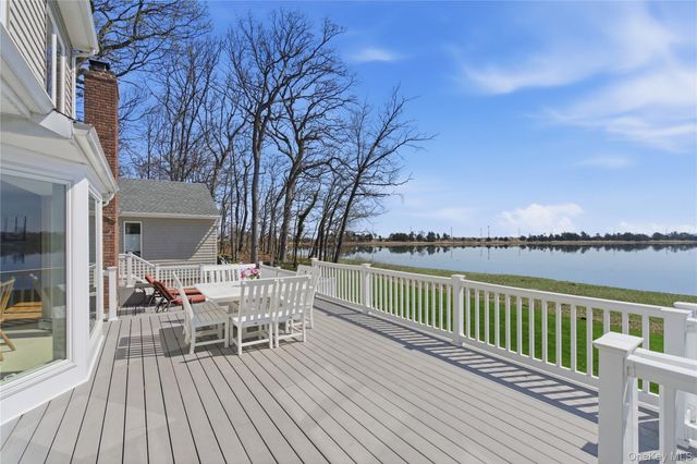 24 Bevin Road, Northport, NY 11768