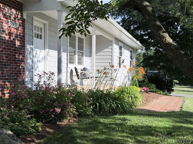 3808 Knightsbridge Road, Skaneateles, NY 13152