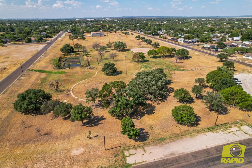 Image 37 of property listing at 2707 N Magdalen Street, San Angelo, TX 76903