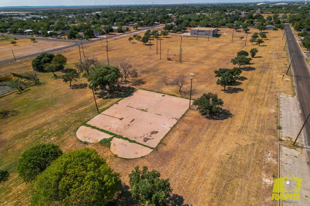 Image 38 of property listing at 2707 N Magdalen Street, San Angelo, TX 76903