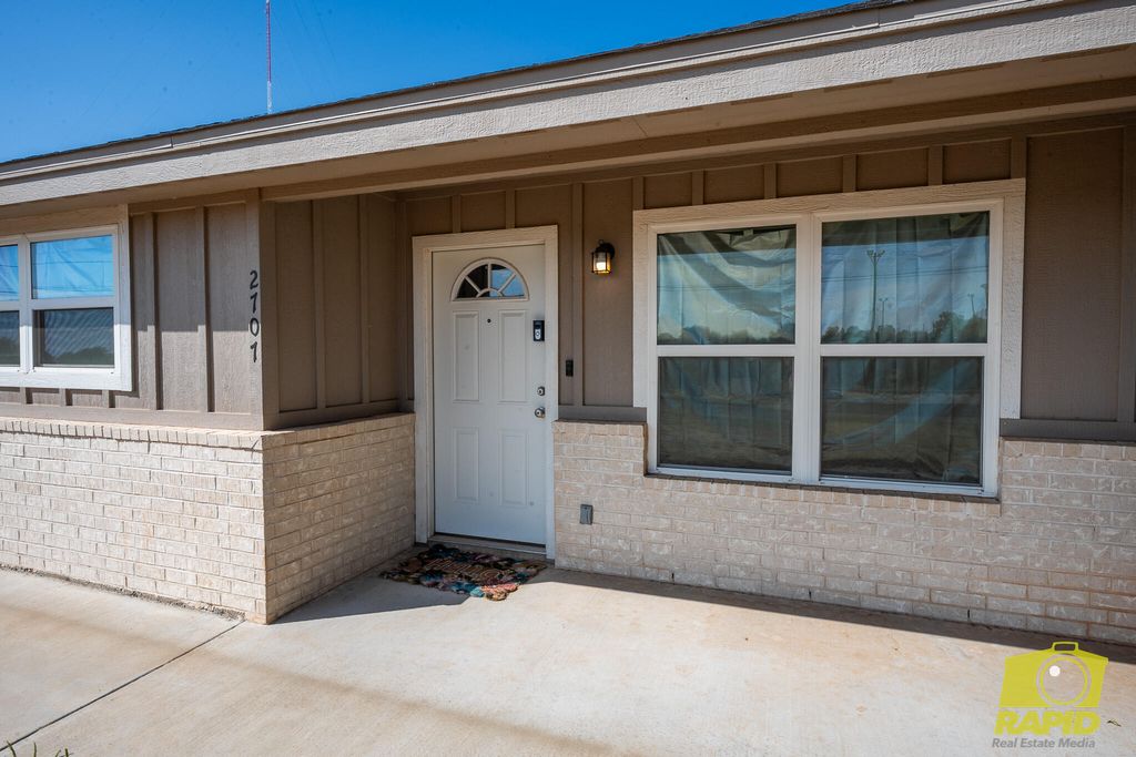 Image 5 of property listing at 2707 N Magdalen Street, San Angelo, TX 76903