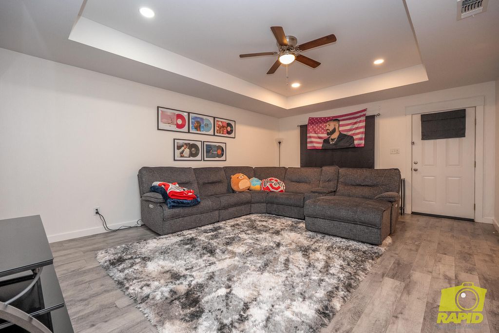 Image 6 of property listing at 2707 N Magdalen Street, San Angelo, TX 76903
