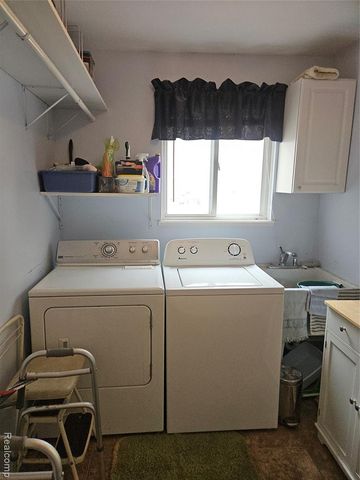 231 Kathy Circle, Linden, MI 48451