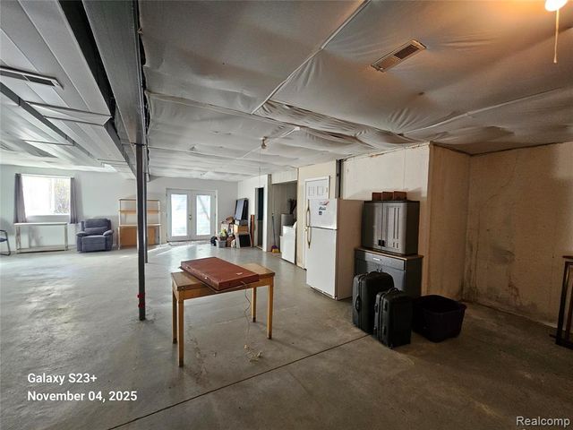 231 Kathy Circle, Linden, MI 48451