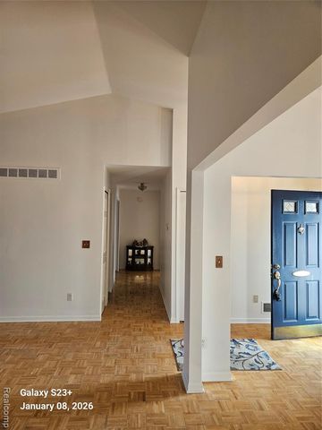 231 Kathy Circle, Linden, MI 48451