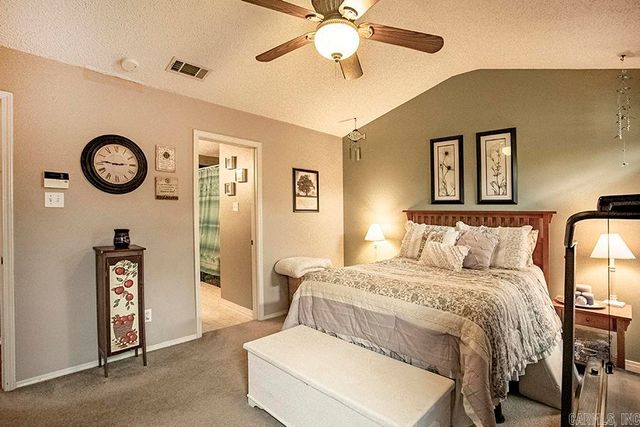 75 Redleaf Circle, Little Rock, AR 72210