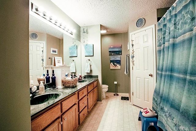 75 Redleaf Circle, Little Rock, AR 72210