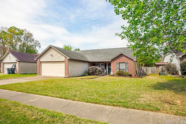 75 Redleaf Circle, Little Rock, AR 72210