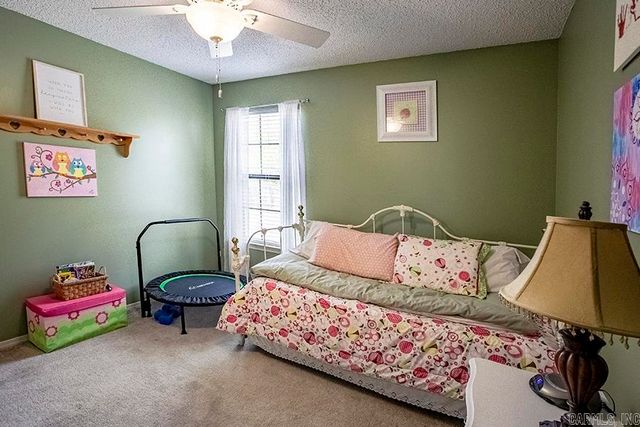 75 Redleaf Circle, Little Rock, AR 72210