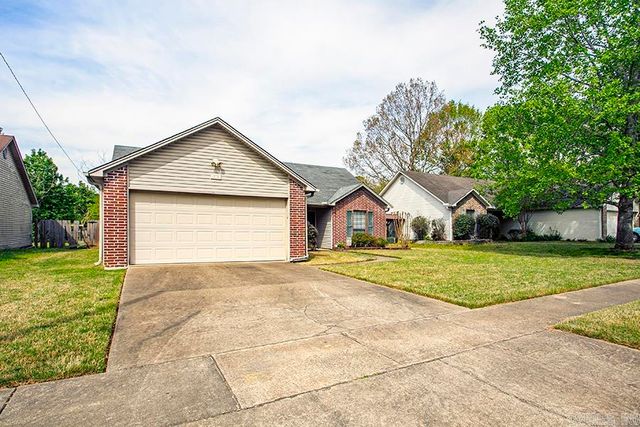 75 Redleaf Circle, Little Rock, AR 72210