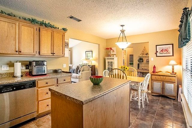 75 Redleaf Circle, Little Rock, AR 72210