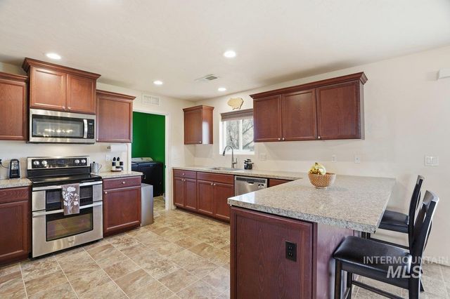 28811 Old Hwy 30, Caldwell, ID 83607