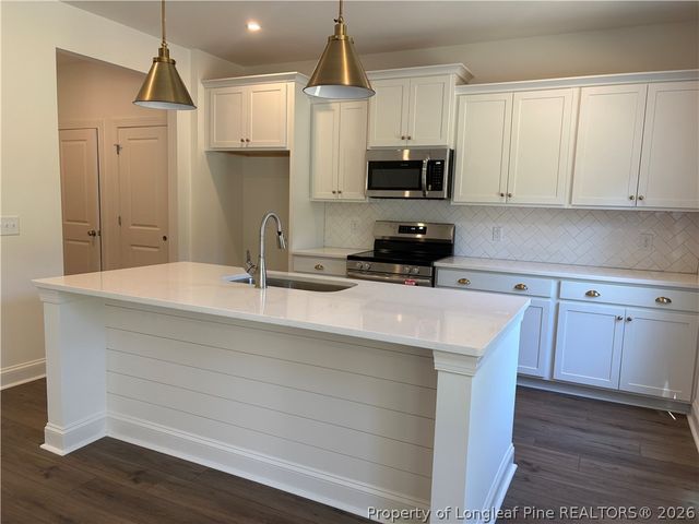 372 Travelers Way, Lillington, NC 27546