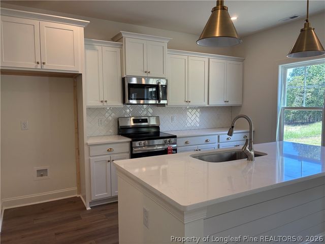 372 Travelers Way, Lillington, NC 27546