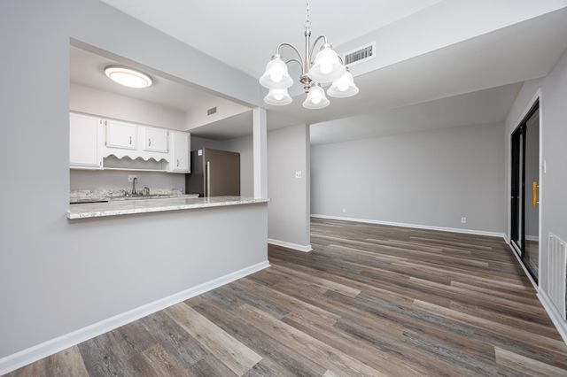 10301 N Kings Hwy Apt 13-7, Myrtle Beach, SC 29572