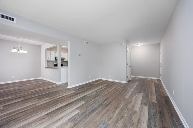 10301 N Kings Hwy Apt 13-7, Myrtle Beach, SC 29572