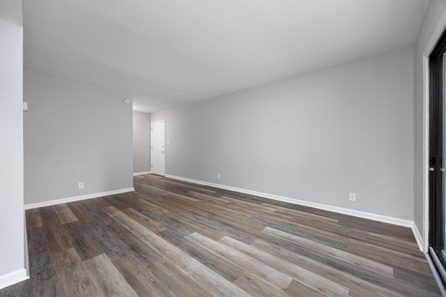 10301 N Kings Hwy Apt 13-7, Myrtle Beach, SC 29572