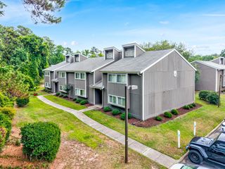 10301 N Kings Hwy Apt 13-7, Myrtle Beach, SC 29572