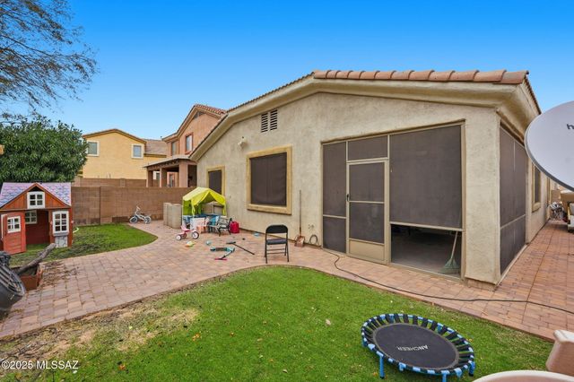 364 E Camino Rancho Redondo, Sahuarita, AZ 85629