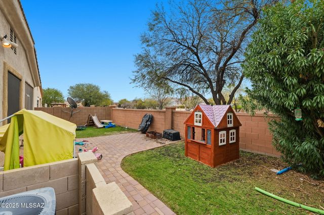 364 E Camino Rancho Redondo, Sahuarita, AZ 85629