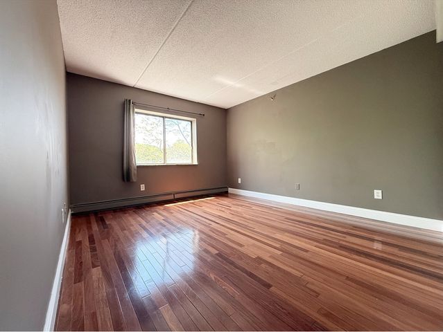 209 Riverview Ave 29, Newton, MA 02466