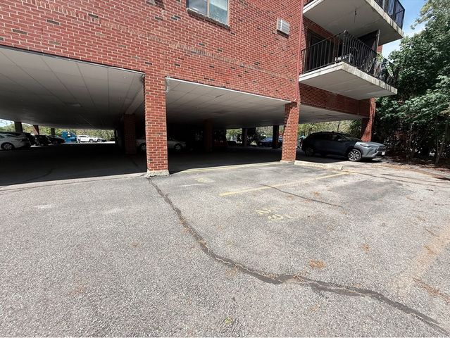 209 Riverview Ave 29, Newton, MA 02466
