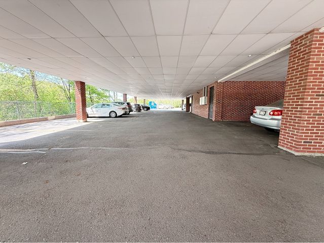 209 Riverview Ave 29, Newton, MA 02466