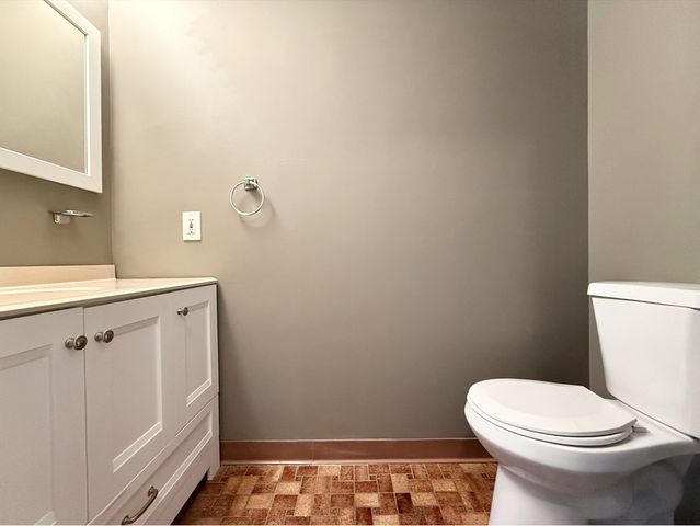209 Riverview Ave 29, Newton, MA 02466