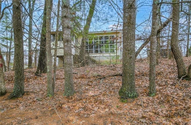 5990 Warpath Road, Flowery Branch, GA 30542