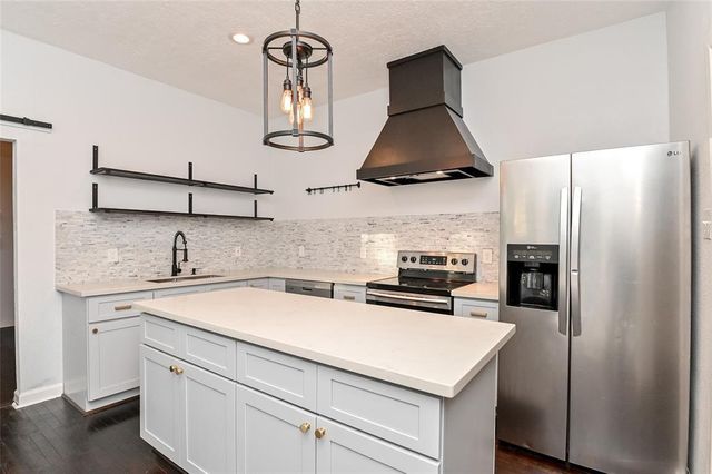 201 Marie Street A, Houston, TX 77009