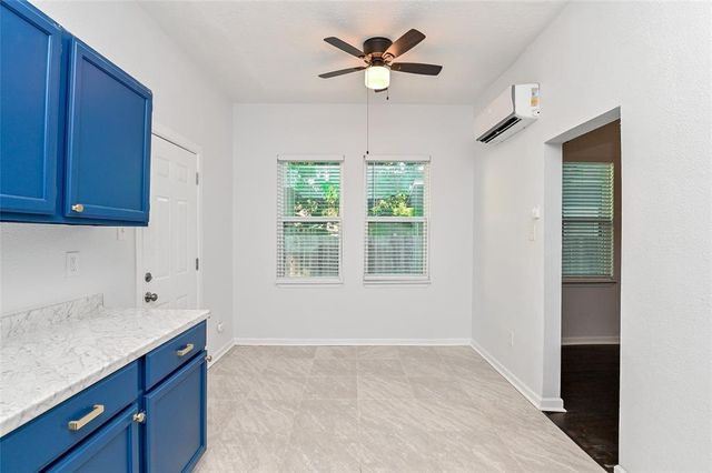 201 Marie Street A, Houston, TX 77009