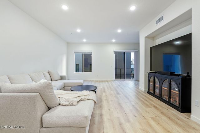 176 Rissone Lane, Reno, NV 89503