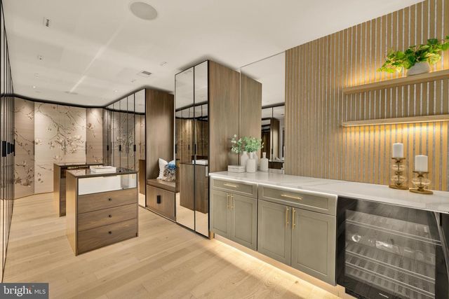 4913 SHERIER PL NW, Washington, DC 20016