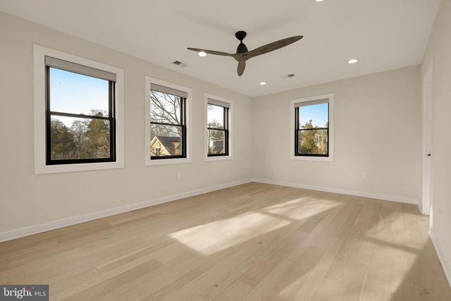 4913 SHERIER PL NW, Washington, DC 20016