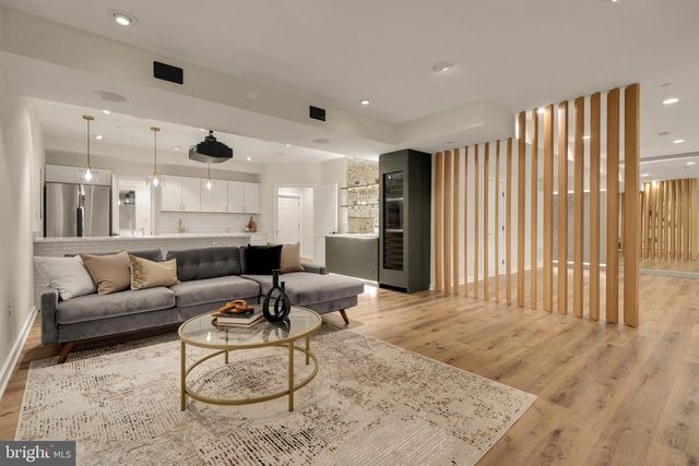 4913 SHERIER PL NW, Washington, DC 20016