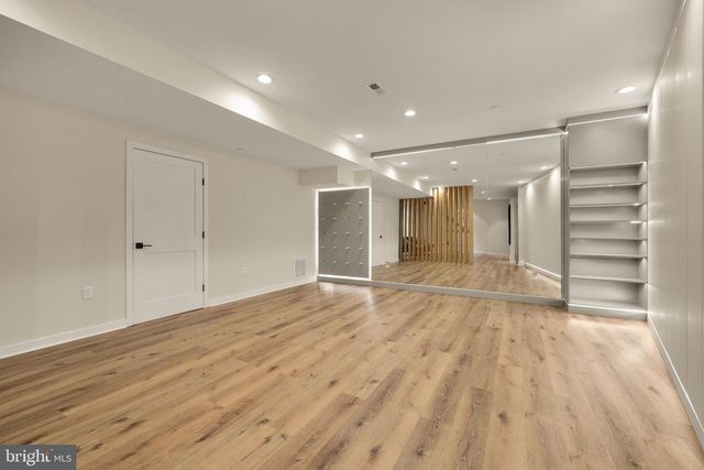 4913 SHERIER PL NW, Washington, DC 20016