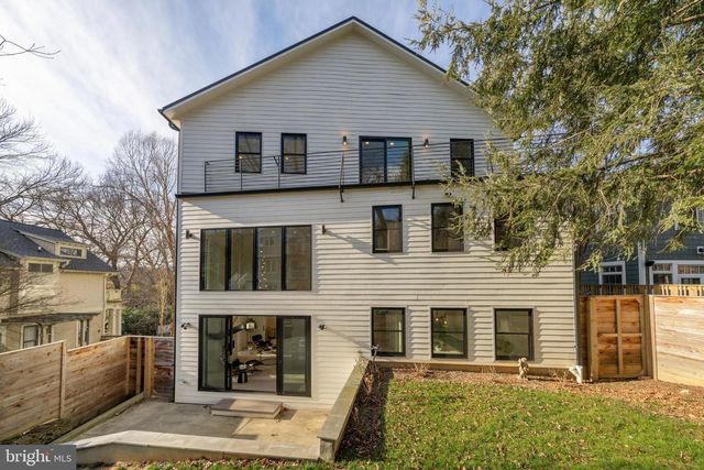 4913 SHERIER PL NW, Washington, DC 20016