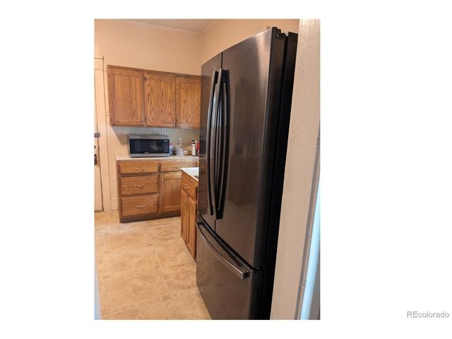 37 E 4th Ave, Longmont, CO 80504