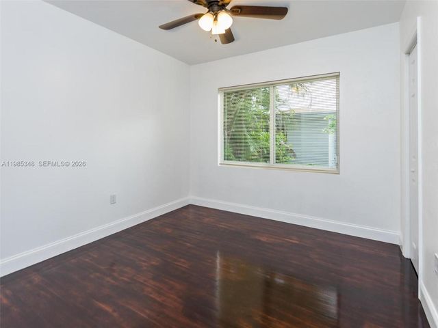 6300 NW 41st St, Virginia Gardens, FL 33166