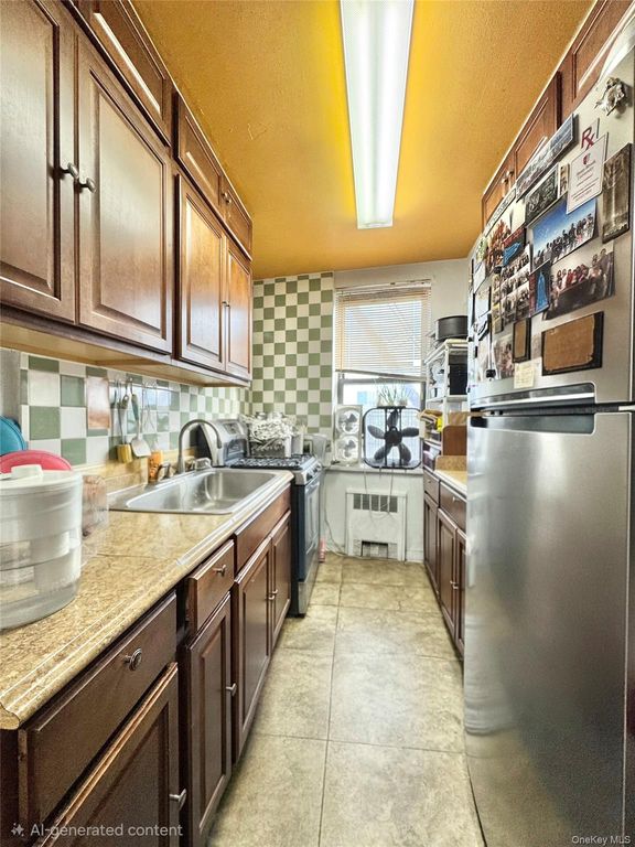 85-14 Broadway 5A, Elmhurst, NY 11373 — photo 5