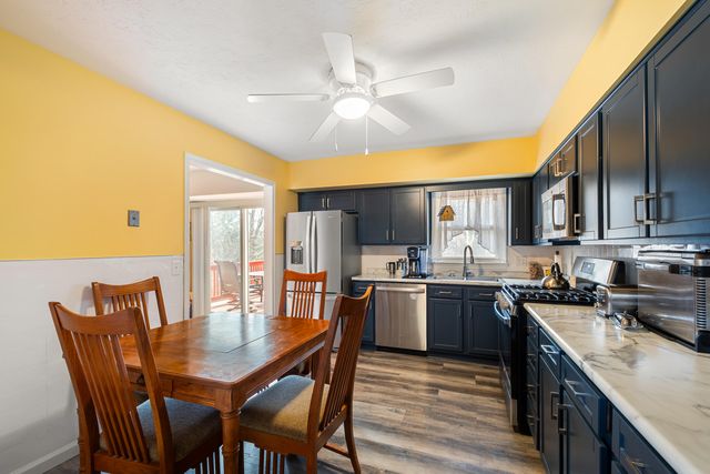 216 RED BUD Lane, Council Bluffs, IA 51503