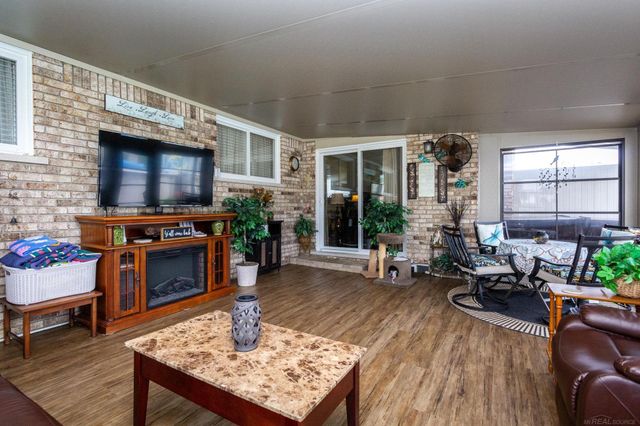 35827 Rainbow Drive, Sterling Heights, MI 48312