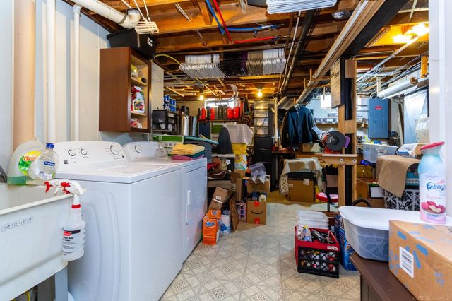 35827 Rainbow Drive, Sterling Heights, MI 48312