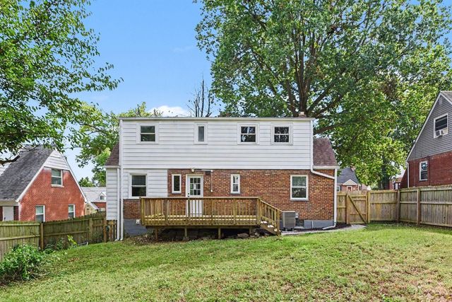 5574 Raceview Avenue, Green Twp, OH 45248