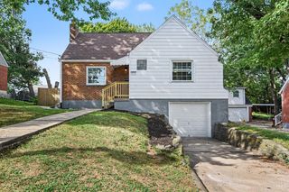 5574 Raceview Avenue, Green Twp, OH 45248
