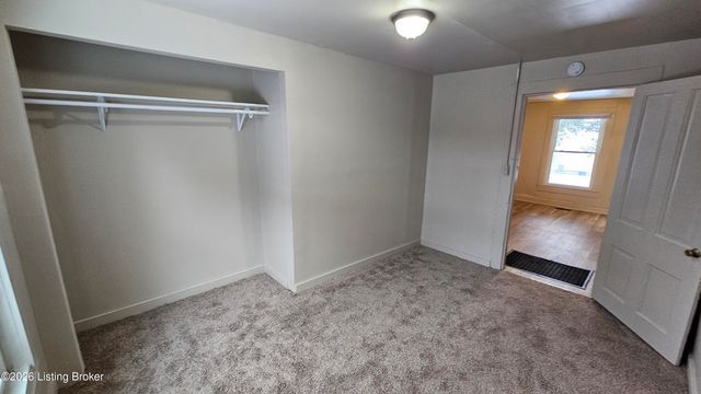 2615 Greenwood Ave, Louisville, KY 40211